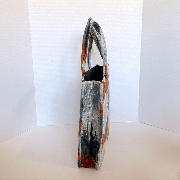 MD HOME HANDMADE IKAT VELVET BAG - Picture 9 of 16